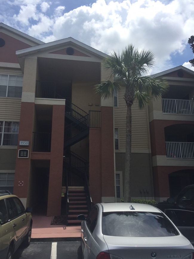 property at 1950 Summer Club Dr