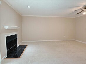 7024 Somerset Cir in Alpharetta, GA - Building Photo - Building Photo