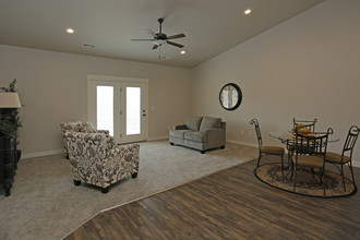 University Ridge Condos in Clearfield, UT - Building Photo - Interior Photo