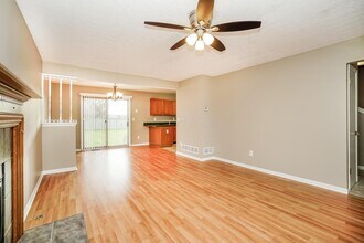 1104 Mullens Ct in Columbus, OH - Building Photo - Building Photo