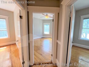 12 Pleasant St in Cambridge, MA - Building Photo - Building Photo