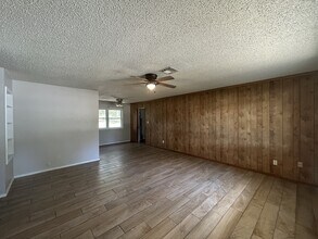 19157 Richardson Ln in Spiro, OK - Foto de edificio - Building Photo