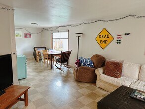 1004 Billy Frank Jr. St in Bellingham, WA - Building Photo - Building Photo