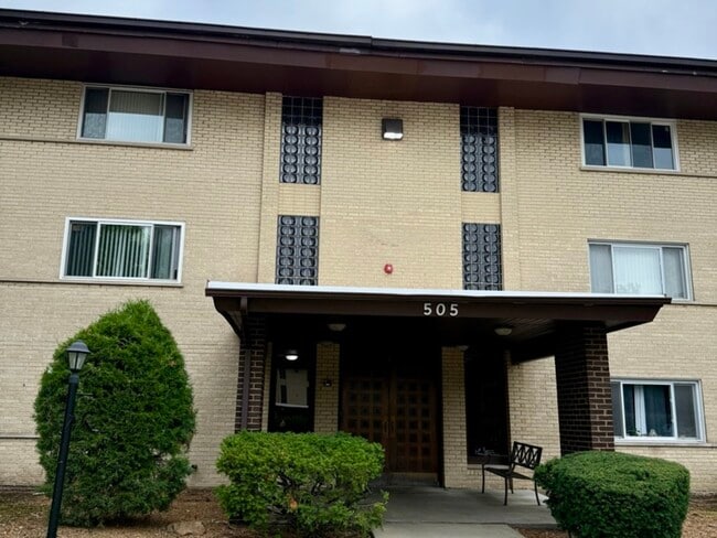 505 S Cleveland Ave in Arlington Heights, IL - Building Photo - Building Photo