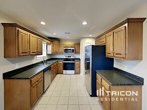 202 Brandywine Ln in Springfield, TN - Building Photo - Building Photo