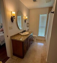 614 7th St in Sugar Land, TX - Building Photo - Building Photo