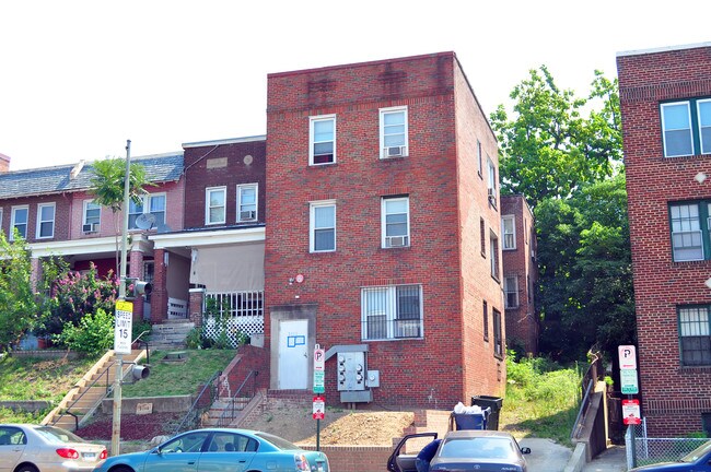 3111 Sherman Ave NW in Washington, DC - Building Photo - Building Photo