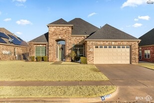 5405 Texas Star Ln in Wichita Falls, TX - Building Photo