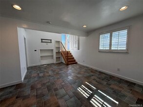 73 Waterford Rd in Island Park, NY - Building Photo - Building Photo