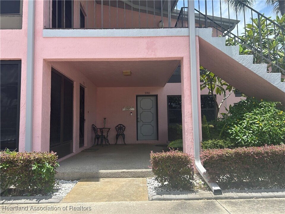 5740 Matanzas Dr in Sebring, FL - Building Photo