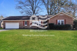 215 Laurel Meadows Dr in West Columbia, SC - Building Photo