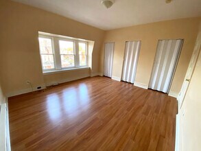 1118 Lindley Ave in Philadelphia, PA - Building Photo - Building Photo