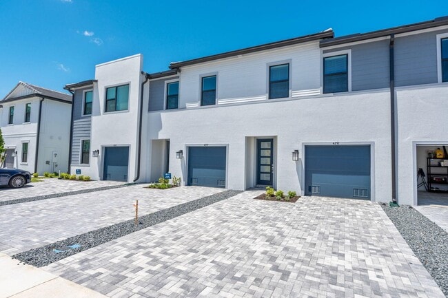 property at 4291 Lantana Rd