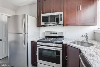 1640 S 28th St in Philadelphia, PA - Building Photo - Building Photo