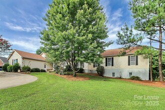 155 Sunfish Dr in Mooresville, NC - Building Photo - Building Photo