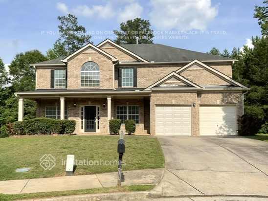 property at 4416 Sublime Trail