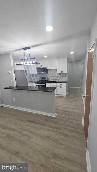 1329 Shelmire Ave in Philadelphia, PA - Building Photo