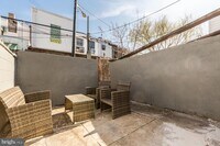 1837 E Harold St photo'