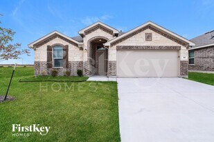 301 Saguaro Dr in Haslet, TX - Building Photo