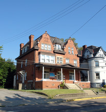 370 S Negley Ave in Pittsburgh, PA - Building Photo - Building Photo