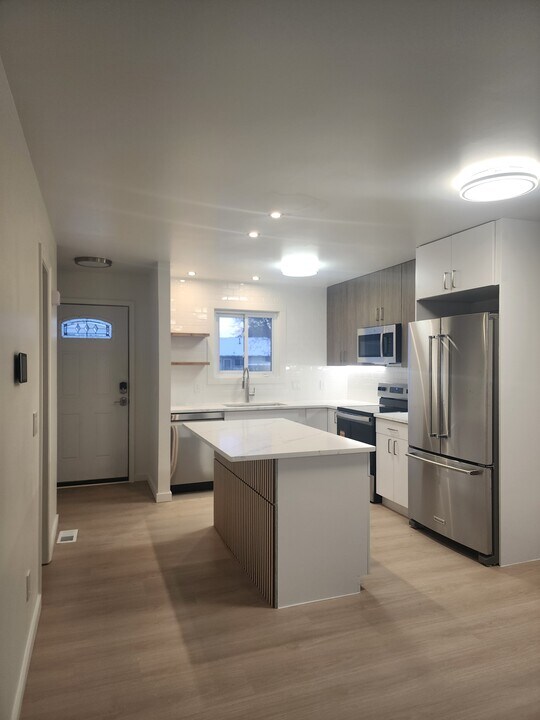 5954 Village Dr in Haslett, MI - Building Photo