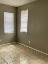 107 Blocker Ave in Arkoma, OK - Building Photo - Building Photo