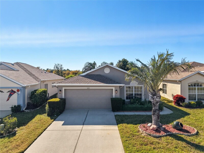 2211 Pleasant Hill Ln in Holiday, FL - Foto de edificio