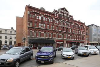 The Amos in Syracuse, NY - Building Photo - Primary Photo