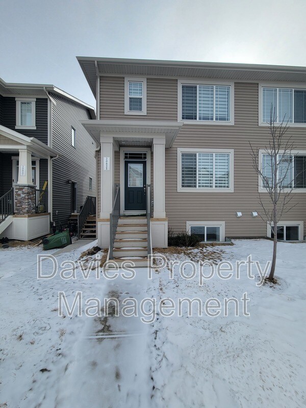 20821-2019A 19A Ave NW in Edmonton, AB - Building Photo - Building Photo