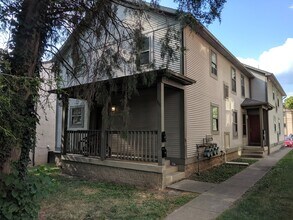 180 E 12th Ave, Unit D in Columbus, OH - Building Photo - Building Photo