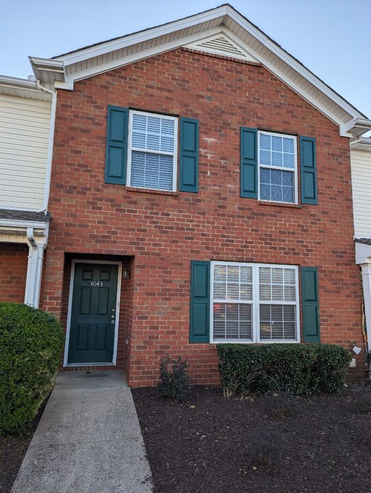 3043 London View in Murfreesboro, TN - Building Photo