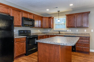 308 Bench Creek Pl in Roebuck, SC - Building Photo - Building Photo