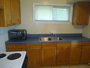 517-A Merritt Mill Rd in Chapel Hill, NC - Building Photo - Building Photo