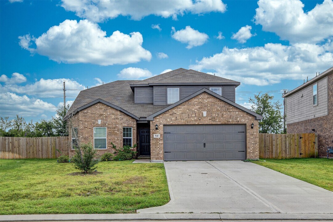 541 Amberwood Pk Dr in Katy, TX - Building Photo