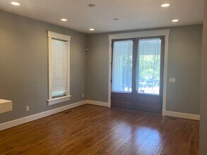 3107 Vanderbilt Pl in Nashville, TN - Building Photo - Building Photo