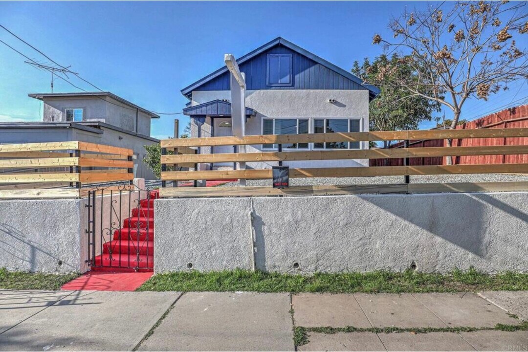 23 E 1st St, Unit A in National City, CA - Foto de edificio
