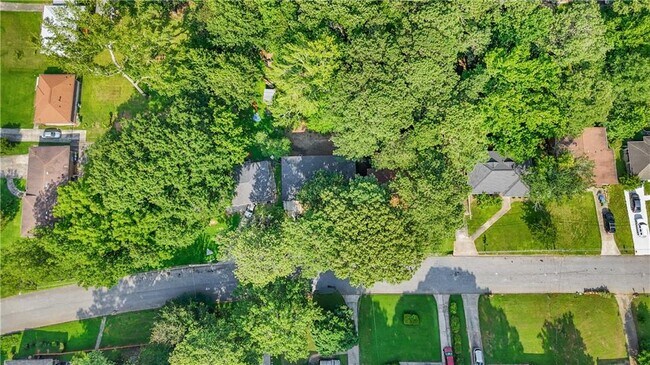 property at 2430 Hanford Dr SW