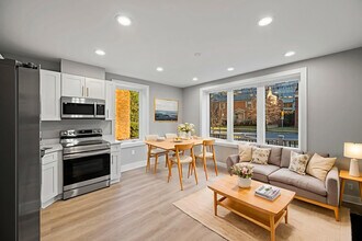 4535 Avondale St, Unit Unit 3 in Bethesda, MD - Building Photo - Building Photo