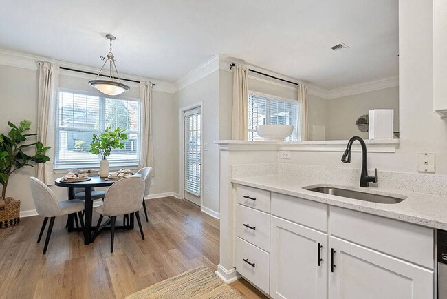 River Pointe at Den Rock Apartments in Lawrence, MA - Building Photo - Building Photo