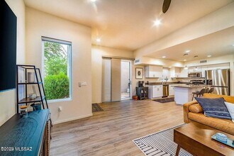840 E Park Modern Dr in Tucson, AZ - Building Photo - Building Photo