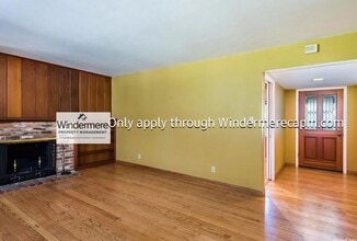 1751 Eastern Ave in Sacramento, CA - Building Photo - Building Photo