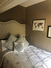 211 Park Dr, Unit 42 in Boston, MA - Building Photo - Building Photo
