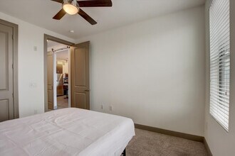 555 N College Ave in Tempe, AZ - Building Photo - Building Photo