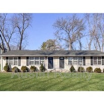 26 Terry Dr in St. Charles, MO - Building Photo