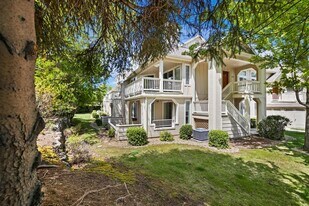 5146 S Surprise Way in Boise, ID - Building Photo