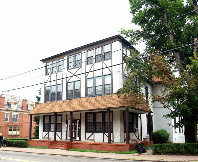 803 S Negley Ave in Pittsburgh, PA - Building Photo - Building Photo