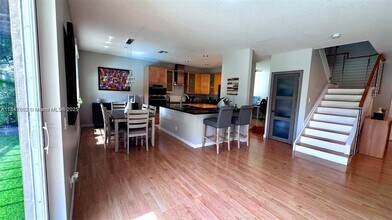 4411 Foxtail Ln in Weston, FL - Building Photo - Building Photo