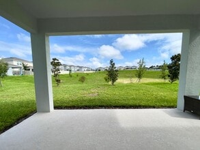 2143 Charming Ave in Davenport, FL - Building Photo - Building Photo