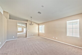 3969 Button Creek Ct in Las Vegas, NV - Building Photo - Building Photo