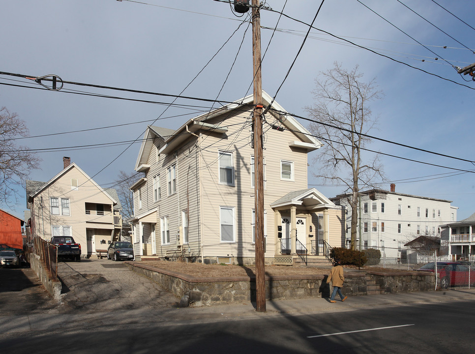 25-27 Cherry St in Waterbury, CT - Building Photo